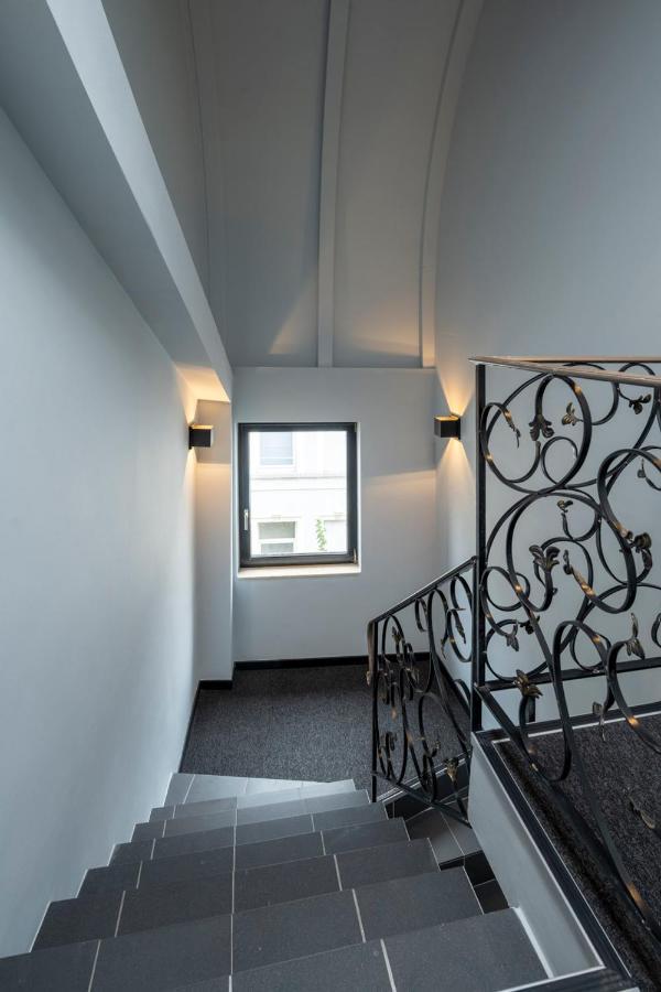 Hotel Beverly Hills Saint-Gilles